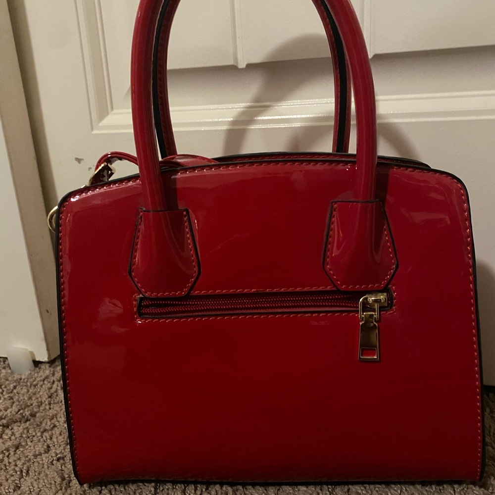 RED PURSE 🔴 - Picture 6 of 7